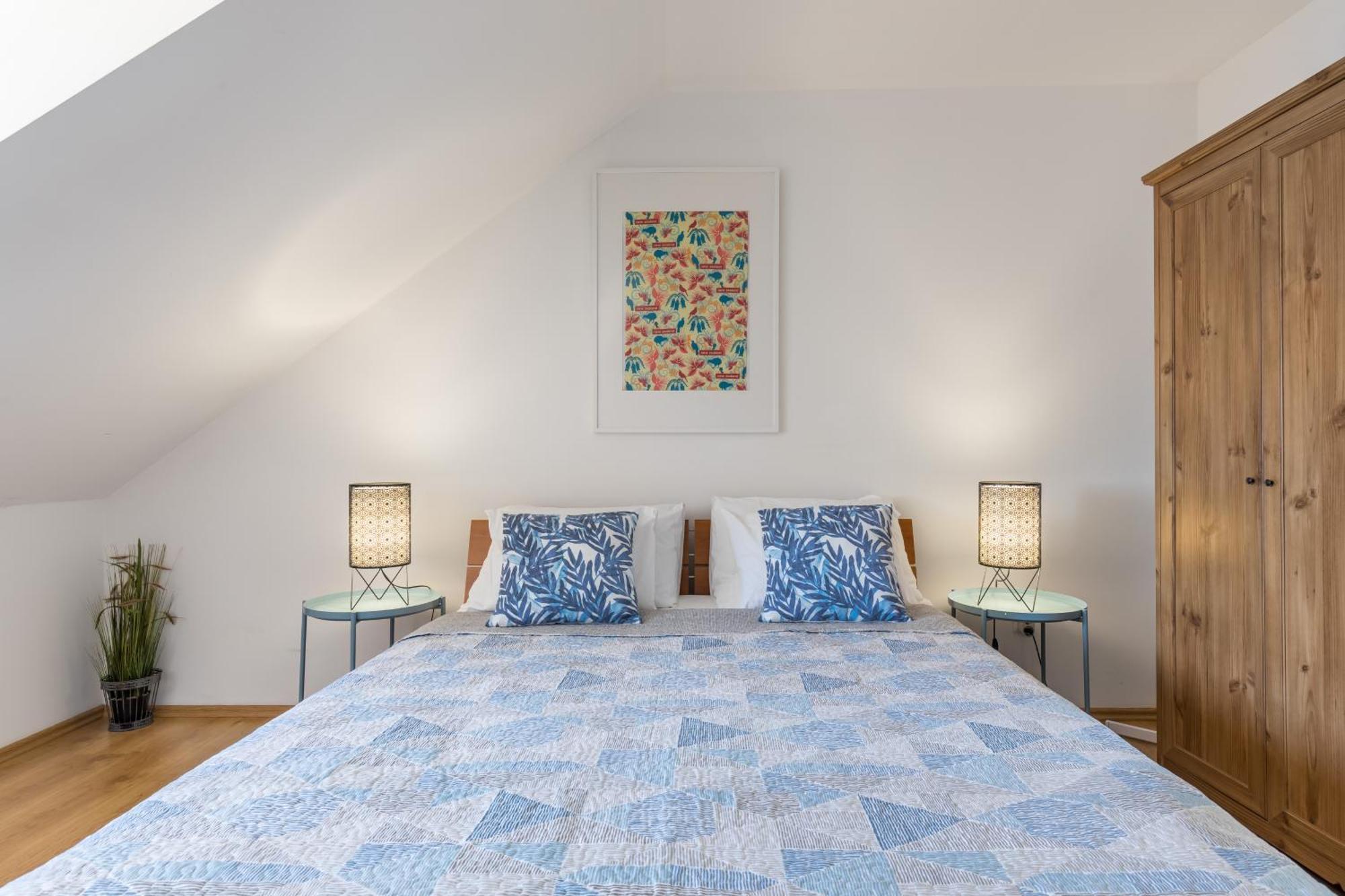 Waterview Apartments Mimice Luaran gambar